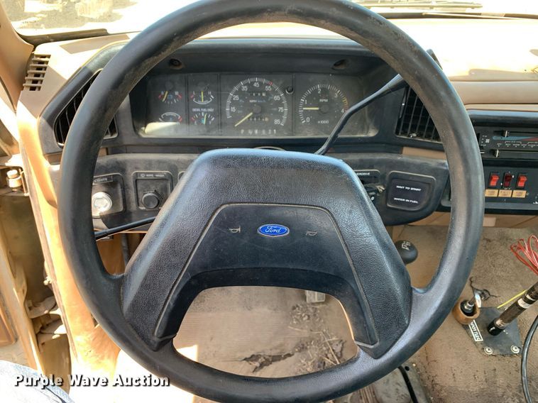 image for item LH9584 1989 Ford F350  utility bed pickup truck