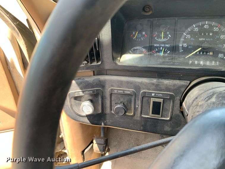 image for item LH9584 1989 Ford F350  utility bed pickup truck