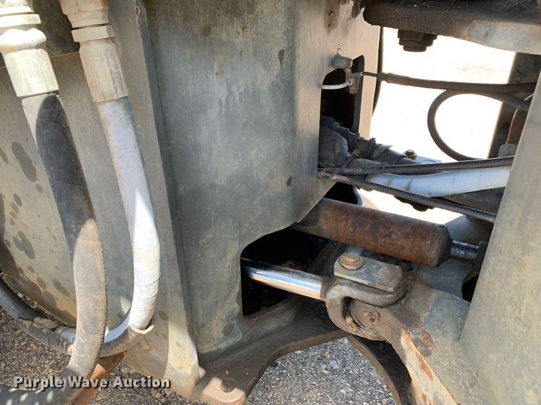 image for item LH9585 1991 Dresser 520C  wheel loader