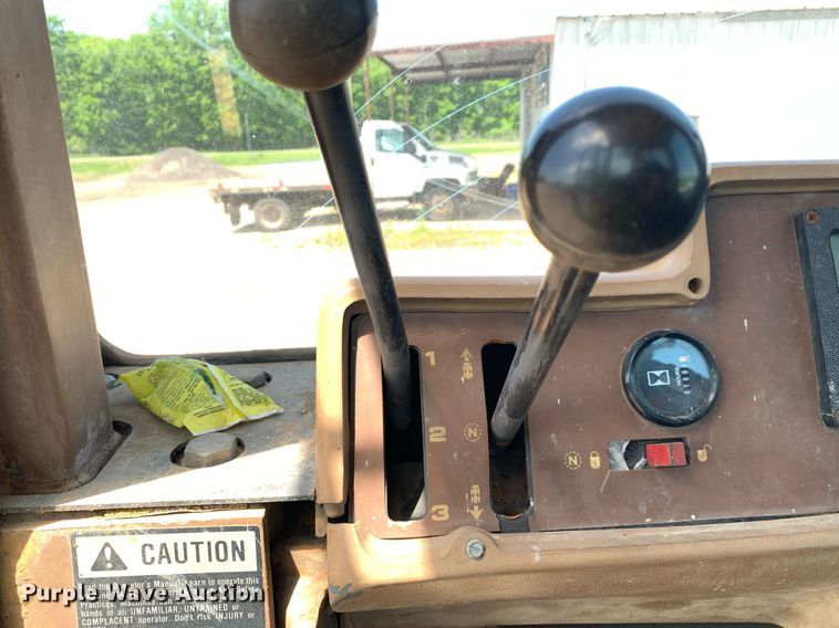 image for item LH9585 1991 Dresser 520C  wheel loader