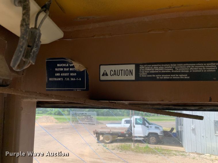 image for item LH9585 1991 Dresser 520C  wheel loader