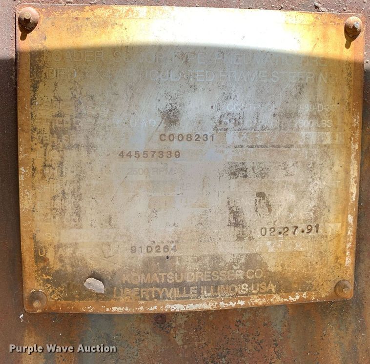 image for item LH9585 1991 Dresser 520C  wheel loader