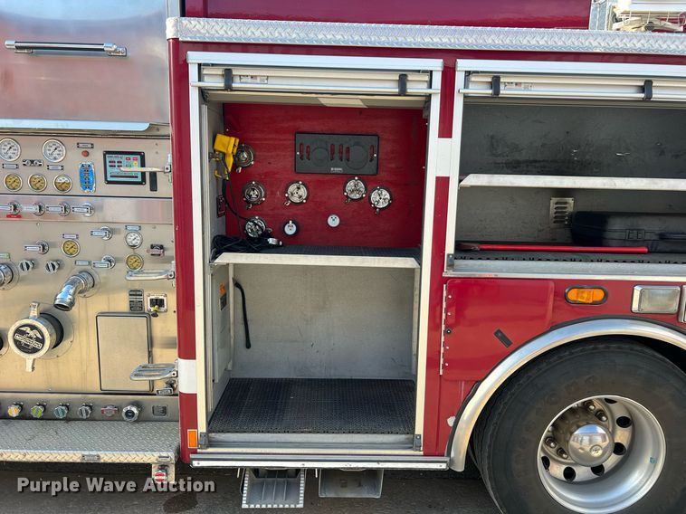 image for item LI9585 2005 American LaFrance Eagle  pumper fire truck