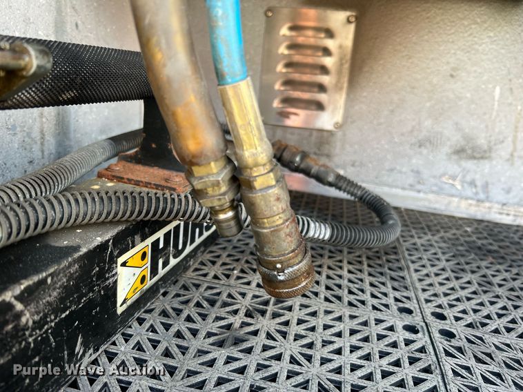 image for item LI9585 2005 American LaFrance Eagle  pumper fire truck