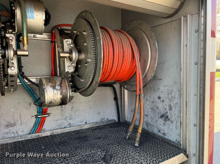 image for item LI9585 2005 American LaFrance Eagle  pumper fire truck