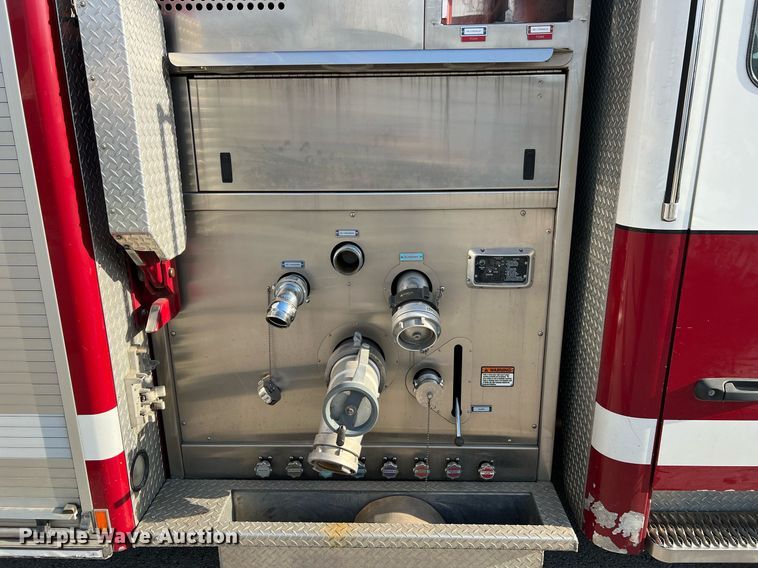 image for item LI9585 2005 American LaFrance Eagle  pumper fire truck