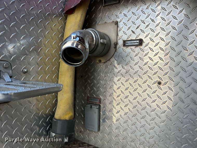 image for item LI9585 2005 American LaFrance Eagle  pumper fire truck