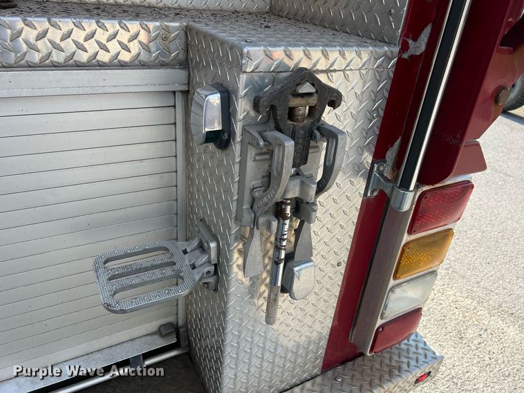 image for item LI9585 2005 American LaFrance Eagle  pumper fire truck