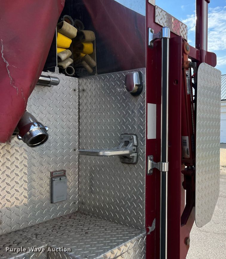 image for item LI9585 2005 American LaFrance Eagle  pumper fire truck