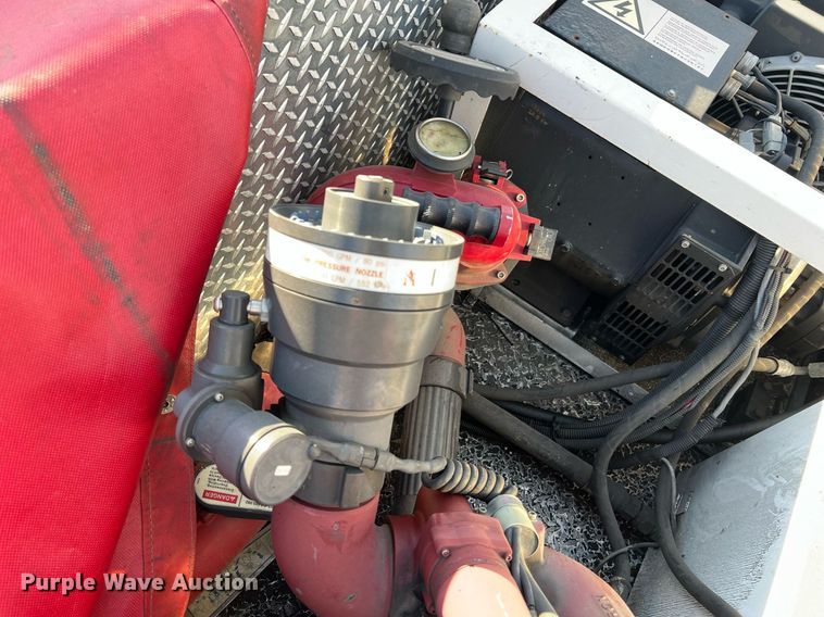 image for item LI9585 2005 American LaFrance Eagle  pumper fire truck