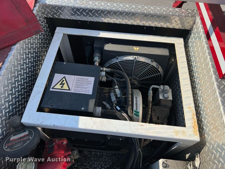 image for item LI9585 2005 American LaFrance Eagle  pumper fire truck