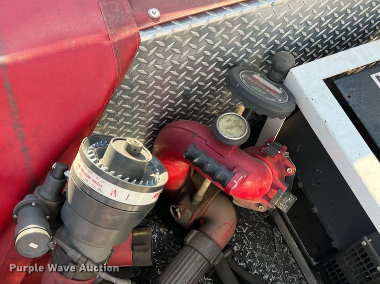 image for item LI9585 2005 American LaFrance Eagle  pumper fire truck