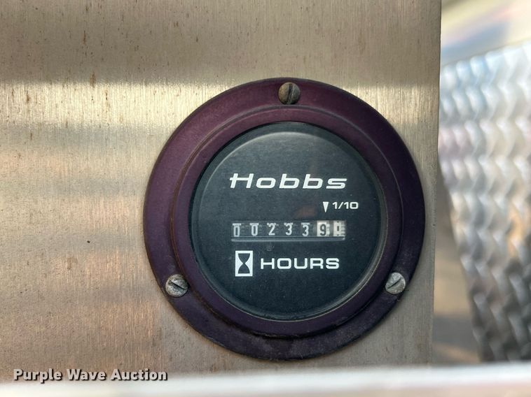 image for item LI9585 2005 American LaFrance Eagle  pumper fire truck