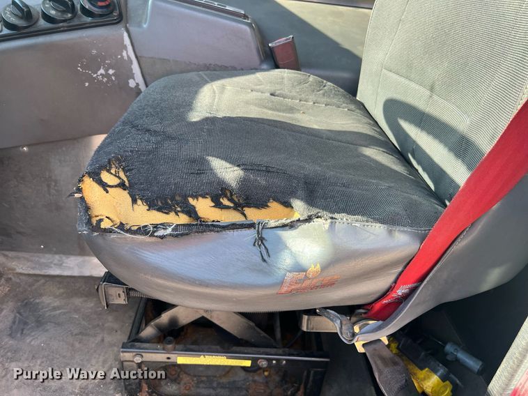 image for item LI9585 2005 American LaFrance Eagle  pumper fire truck