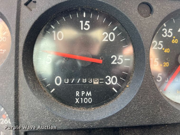 image for item LI9585 2005 American LaFrance Eagle  pumper fire truck