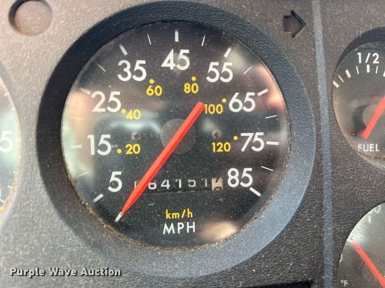 image for item LI9585 2005 American LaFrance Eagle  pumper fire truck