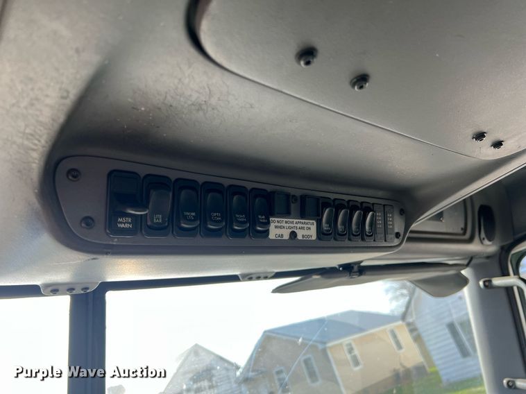 image for item LI9585 2005 American LaFrance Eagle  pumper fire truck