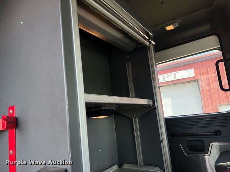 image for item LI9585 2005 American LaFrance Eagle  pumper fire truck