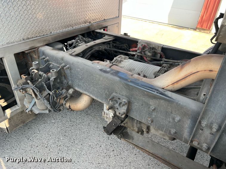 image for item LI9585 2005 American LaFrance Eagle  pumper fire truck