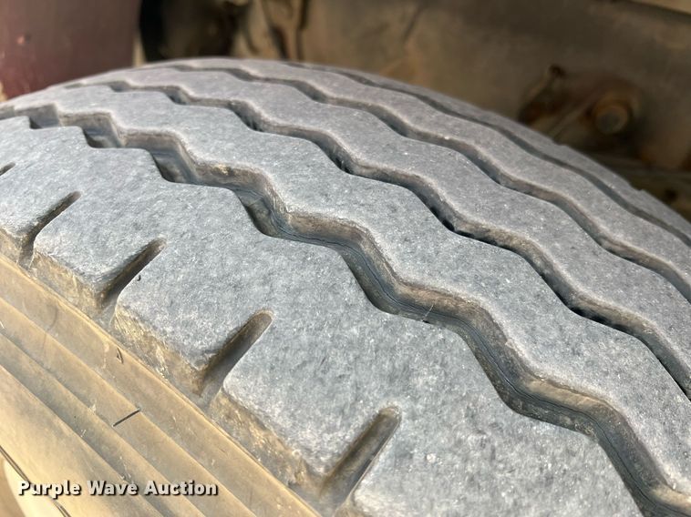 image for item LI9585 2005 American LaFrance Eagle  pumper fire truck