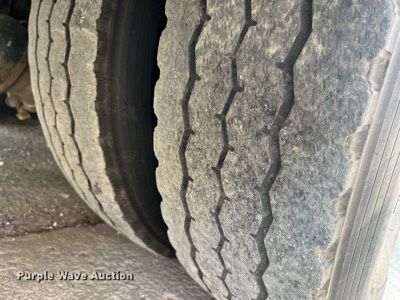 image for item LI9585 2005 American LaFrance Eagle  pumper fire truck