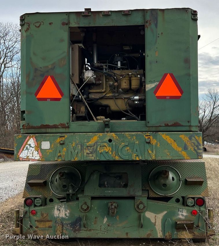 image for item LI9589 1964 American 2360  crane