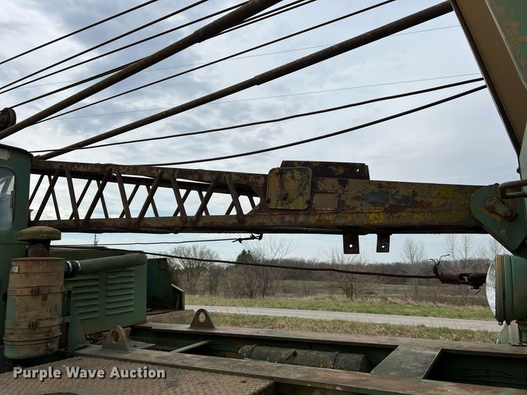 image for item LI9589 1964 American 2360  crane