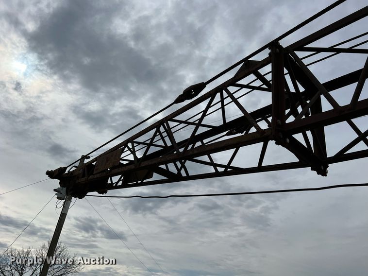 image for item LI9589 1964 American 2360  crane