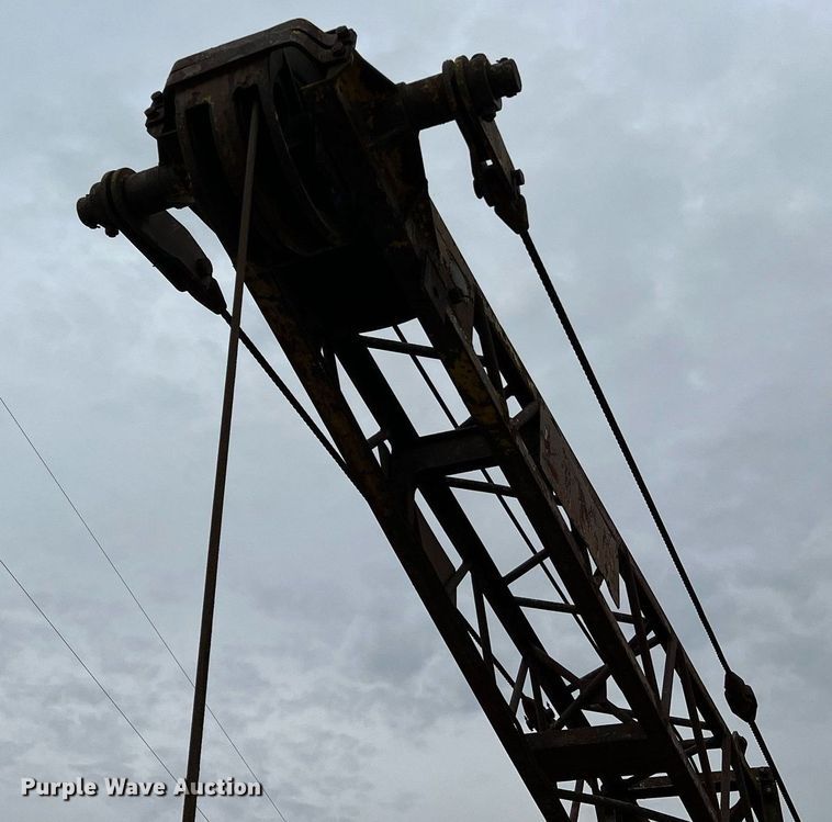 image for item LI9589 1964 American 2360  crane