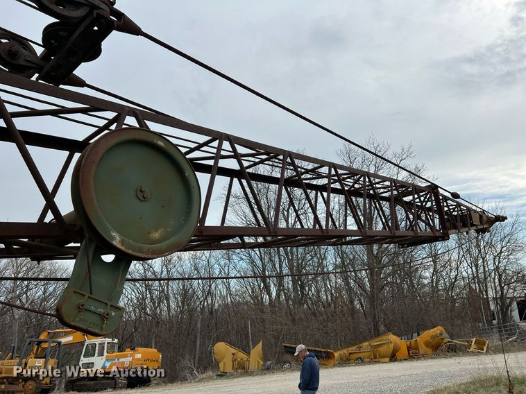 image for item LI9589 1964 American 2360  crane