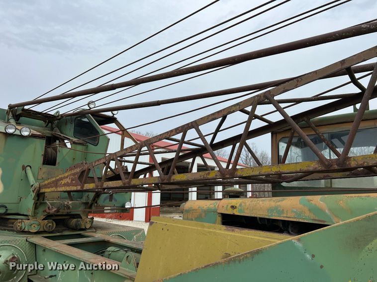 image for item LI9589 1964 American 2360  crane