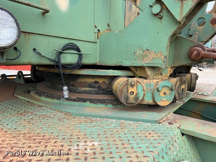 image for item LI9589 1964 American 2360  crane