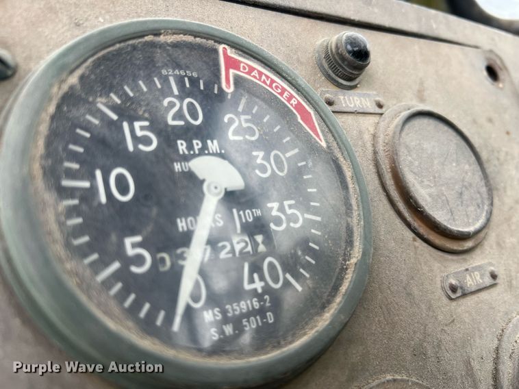 image for item LI9589 1964 American 2360  crane