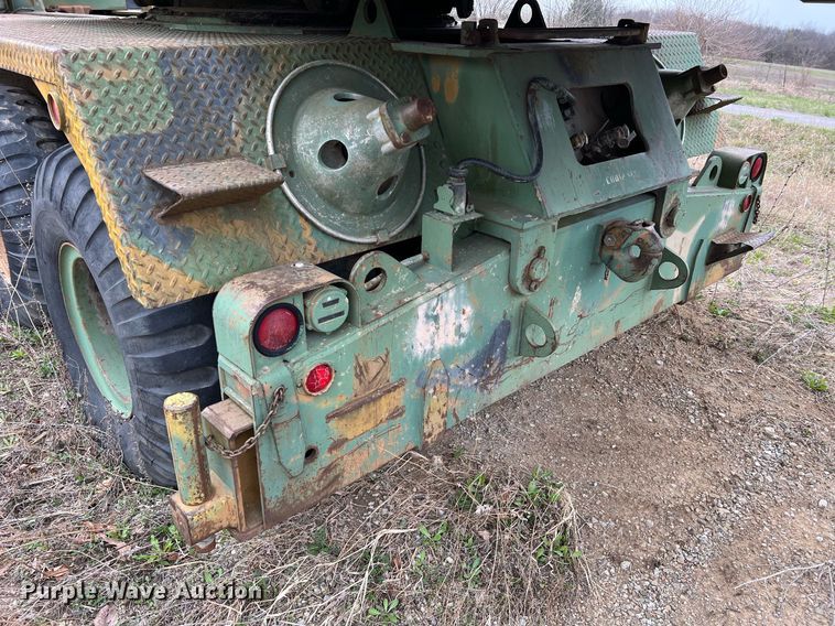 image for item LI9589 1964 American 2360  crane