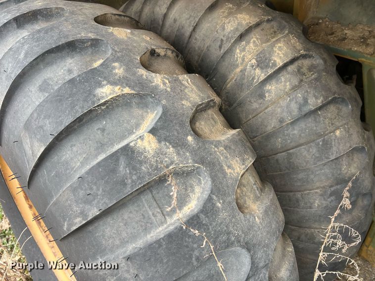 image for item LI9589 1964 American 2360  crane