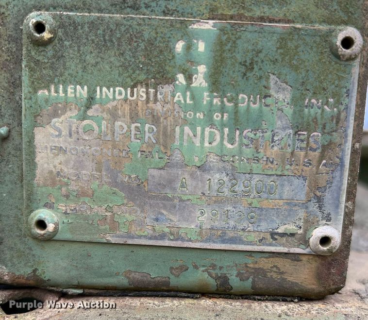 image for item LI9589 1964 American 2360  crane