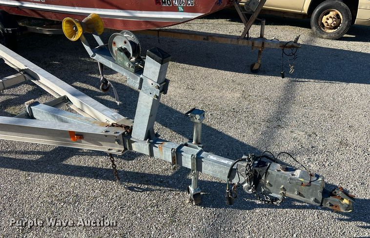 image for item LI9592 2008 McClain Trailers ATT2052  boat trailer