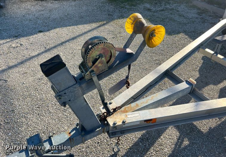 image for item LI9592 2008 McClain Trailers ATT2052  boat trailer