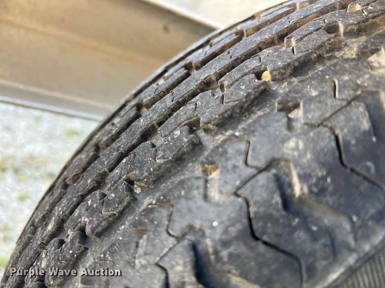 image for item LI9592 2008 McClain Trailers ATT2052  boat trailer