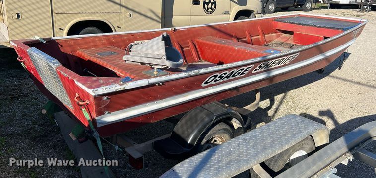 image for item LI9593 1988 Lowe  boat