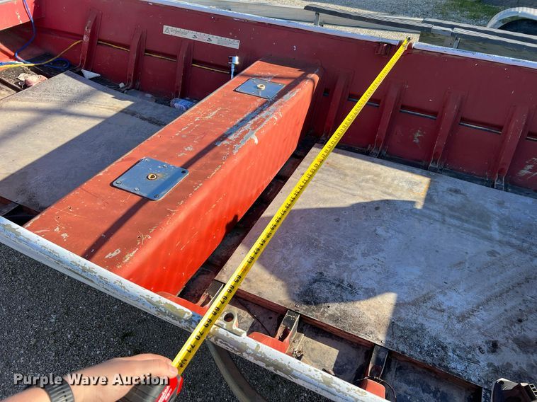 image for item LI9593 1988 Lowe  boat