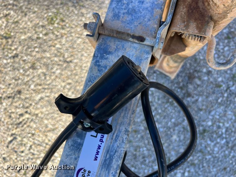 image for item LI9593 1988 Lowe  boat