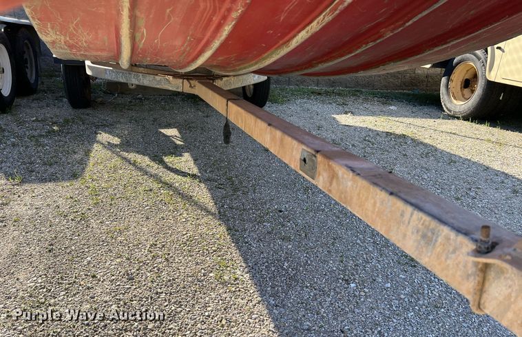 image for item LI9593 1988 Lowe  boat