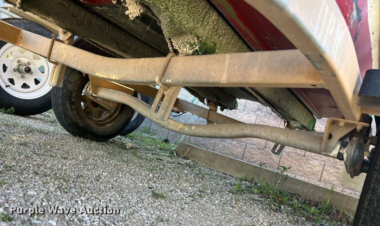 image for item LI9593 1988 Lowe  boat