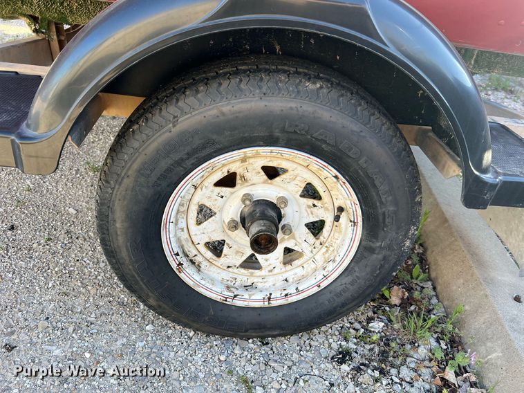 image for item LI9593 1988 Lowe  boat