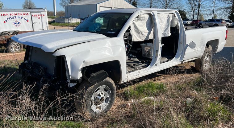 image for item LI9594 2016 Chevrolet Silverado 2500HD  Crew Cab pickup truck