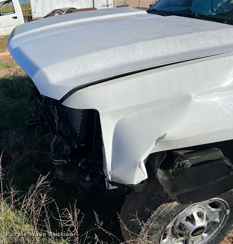 image for item LI9594 2016 Chevrolet Silverado 2500HD  Crew Cab pickup truck