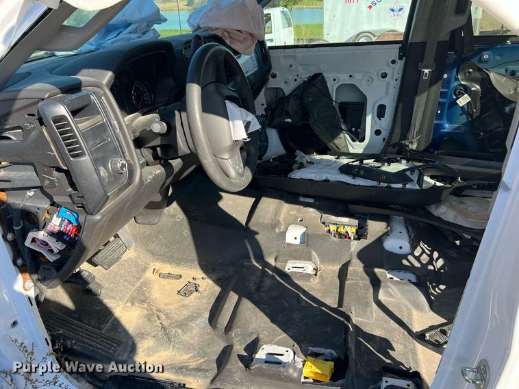 image for item LI9594 2016 Chevrolet Silverado 2500HD  Crew Cab pickup truck