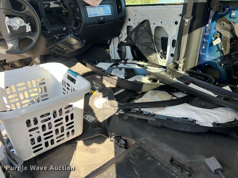 image for item LI9594 2016 Chevrolet Silverado 2500HD  Crew Cab pickup truck