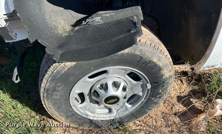 image for item LI9594 2016 Chevrolet Silverado 2500HD  Crew Cab pickup truck